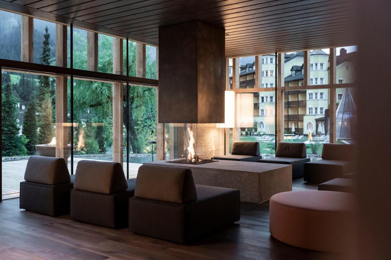 อัดเลอร์ สปา รีสอร์ต โดโลมิติ Hotel โอติเซ ภายนอก รูปภาพ