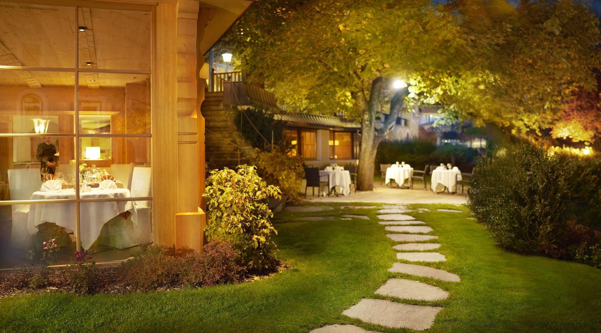 อัดเลอร์ สปา รีสอร์ต โดโลมิติ Hotel โอติเซ ภายนอก รูปภาพ